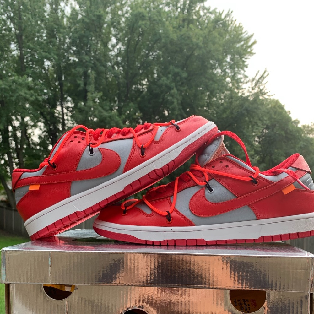 Nike off-white dunk university red